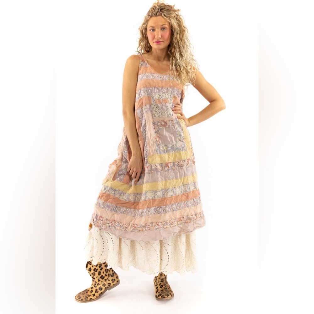 Magnolia Pearl. Quilt Work Layla Tank Deess